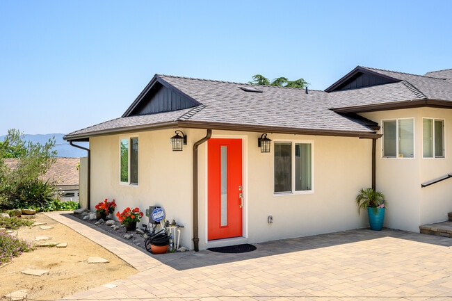 property at 5135 Finehill Ave