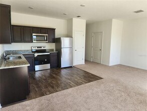 811 Grandin St in Davenport, FL - Building Photo - Building Photo
