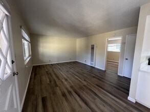 1281 Saratoga Ave in San Jose, CA - Building Photo - Building Photo