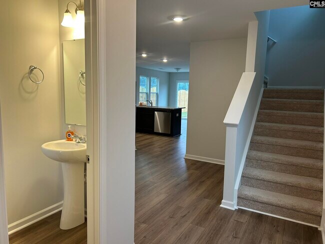 387 Pinaster Path in West Columbia, SC - Building Photo - Building Photo