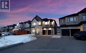 8915 Heritage Rd in Brampton, ON - Building Photo