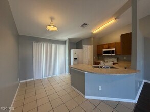 3111 20th St SW in Lehigh Acres, FL - Building Photo - Building Photo