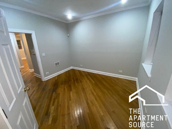 property at 2242 W Morse Ave