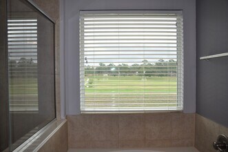 16018 Limestone Lake Dr in Tomball, TX - Building Photo - Building Photo