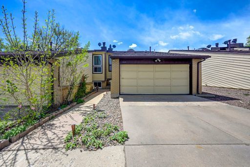 6528 W Mississippi Way in Lakewood, CO - Building Photo