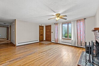 11 Boline Pl in Woburn, MA - Building Photo - Building Photo