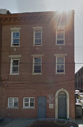 1860 Flushing Ave in Flushing, NY - Foto de edificio