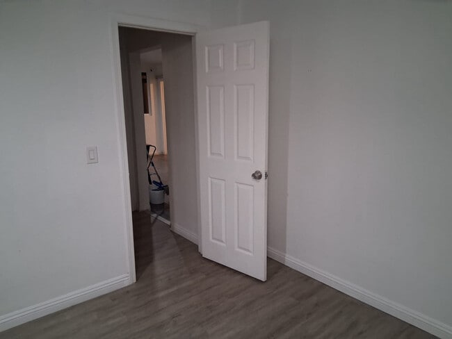 9490 Elm Ave in Fontana, CA - Building Photo - Building Photo