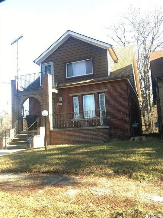 15518 Snowden St in Detroit, MI - Foto de edificio