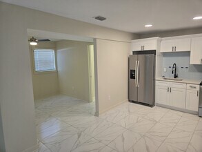 4500 3rd Ave S in St. Petersburg, FL - Building Photo - Building Photo