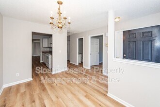 1322 Pinnacle Ln in Charleston, SC - Building Photo - Building Photo