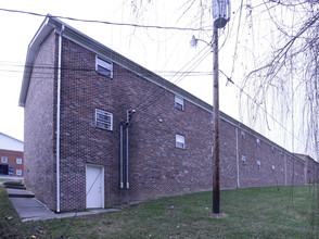 4834 Scheel Rd in Knoxville, TN - Foto de edificio - Building Photo