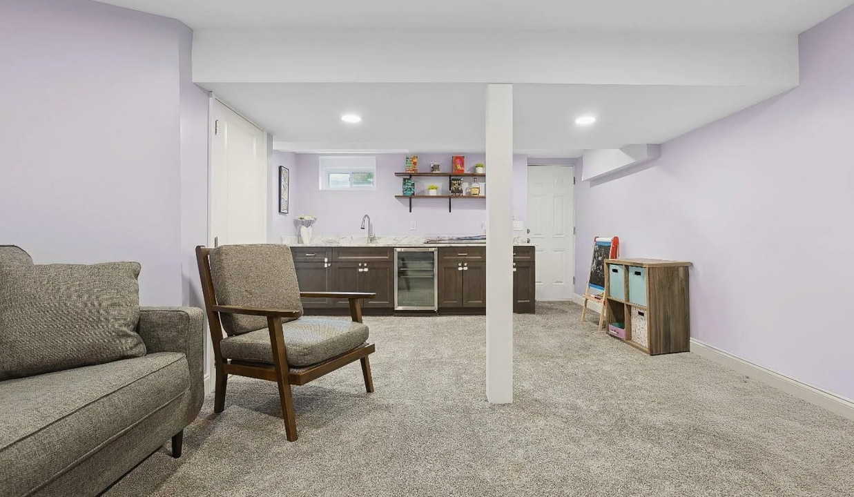 118 Spear St, Unit Basement Suit in Metuchen, NJ - Building Photo