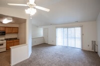 Water's Edge Apartments photo'