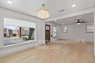 2105 Tremont Ave in Fort Worth, TX - Building Photo - Building Photo