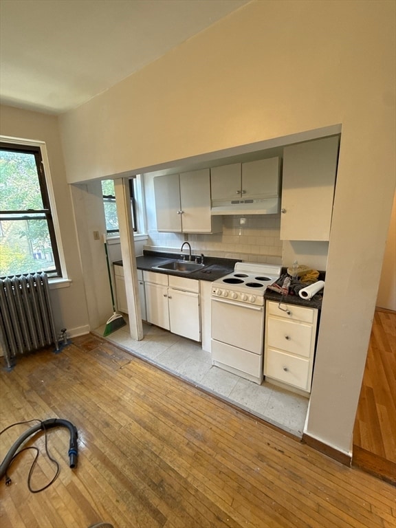 property at 160 Strathmore Rd