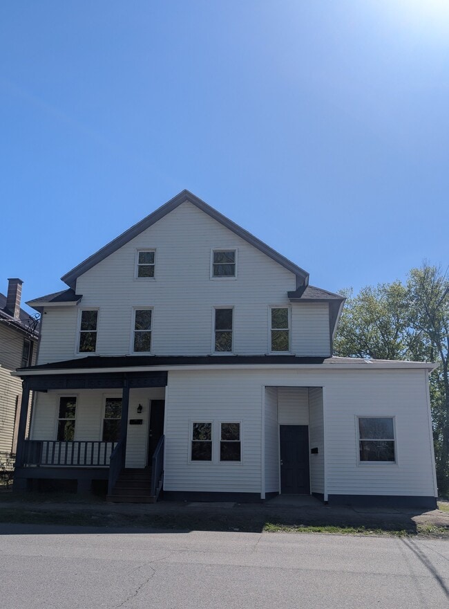 property at 502 Marion St