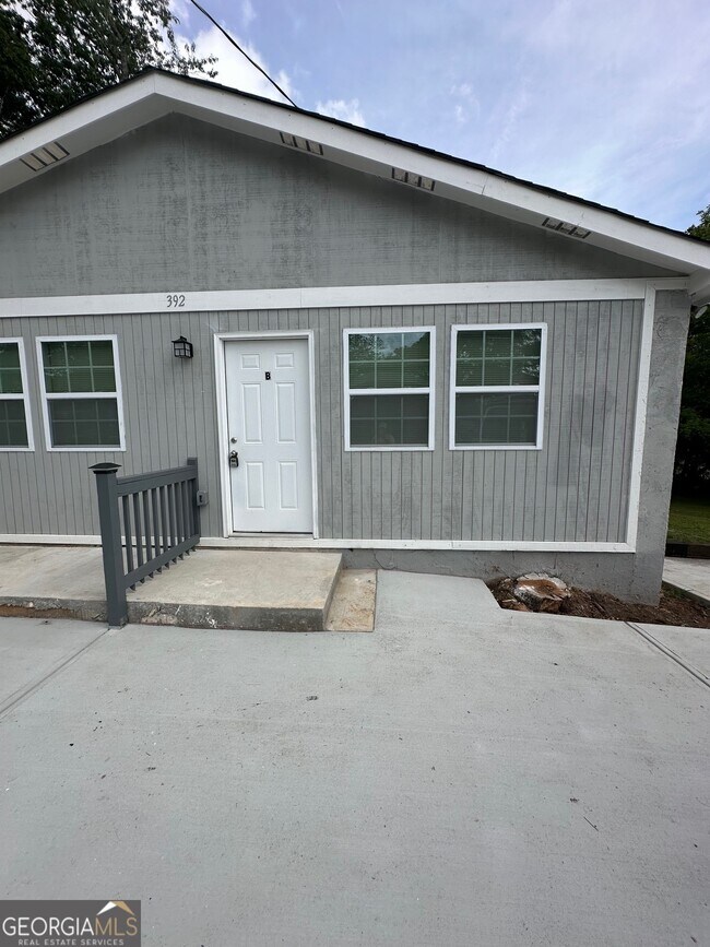 392 2nd St in Forest Park, GA - Building Photo - Building Photo