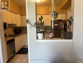 1983 Treetop Way in Pickering, ON - Building Photo - Building Photo