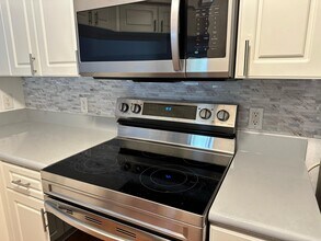 2725 Anzio Ct in Palm Beach Gardens, FL - Building Photo - Building Photo