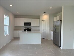 2434 McKinley Dr in Lake Wales, FL - Building Photo - Building Photo