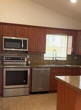 18645 NW 54th Ct in Miami Gardens, FL - Building Photo - Building Photo