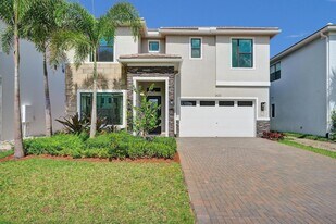 2622 NW 87th Ter in Pembroke Pines, FL - Building Photo