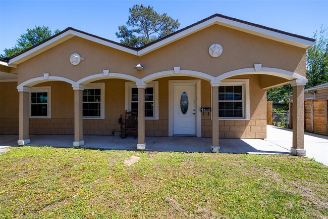 1306 Zora St in Houston, TX - Building Photo - Building Photo