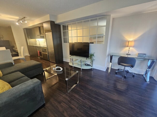 300 Front St W, Unit SI ID1471501P