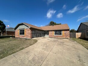 4125 Silverberry Ave in Fort Worth, TX - Building Photo - Building Photo