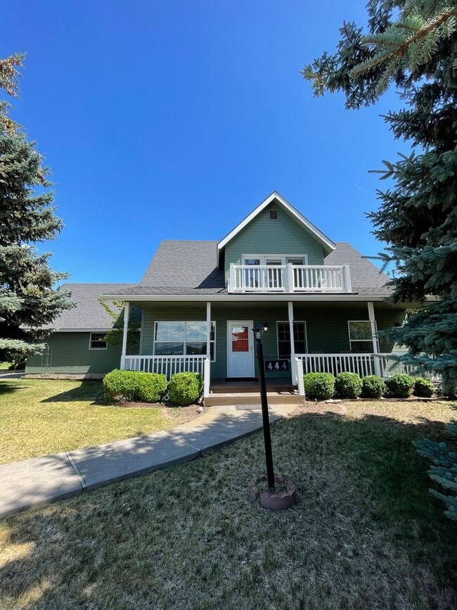 444 Nosler St in Klamath Falls, OR - Building Photo - Building Photo