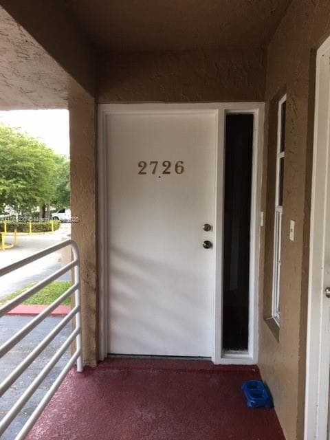 2726 W 60th St in Hialeah, FL - Building Photo - Building Photo