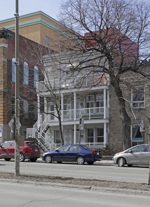 173 Saint-Joseph E in Montréal, QC - Building Photo