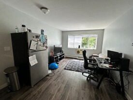 2545 N Cramer St in Milwaukee, WI - Building Photo