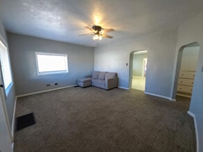 321 W 7th St in Walsenburg, CO - Building Photo - Building Photo