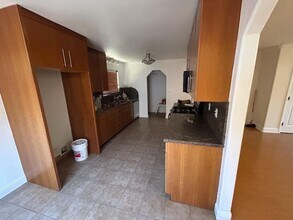 19141 Ravenhill Rd in Hidden Valley Lake, CA - Building Photo - Building Photo