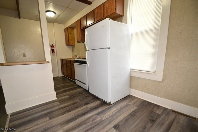 450 Allyn St in Akron, OH - Building Photo - Building Photo
