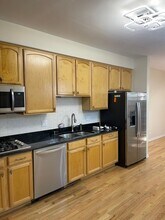 1220 S Christine Ct in Vernon Hills, IL - Building Photo - Building Photo