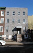 690 Leonard St in Brooklyn, NY - Building Photo
