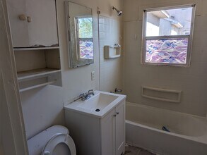 5302 Thurman Way in Sacramento, CA - Building Photo - Building Photo