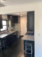 1255 N Genesee Ave, Unit 1249 in West Hollywood, CA - Foto de edificio - Building Photo