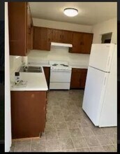 6984 Shattuck Rd in Saginaw, MI - Building Photo - Building Photo