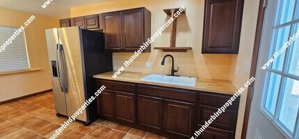 1311 San Mateo Blvd SE in Albuquerque, NM - Building Photo - Building Photo