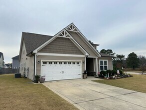 335 National Dr in Clayton, NC - Building Photo - Building Photo