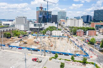 Broadview at Vanderbilt in Nashville, TN - Foto de edificio - Building Photo