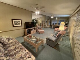 437 Nettles Blvd in Jensen Beach, FL - Building Photo