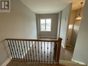 23 Observatory Ln in Richmond Hill, ON - Building Photo - Building Photo