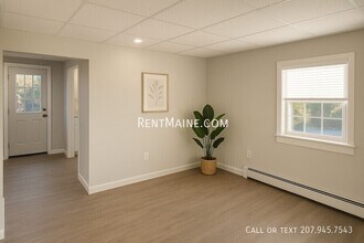 109 Main Rd N in Hampden, ME - Building Photo - Building Photo