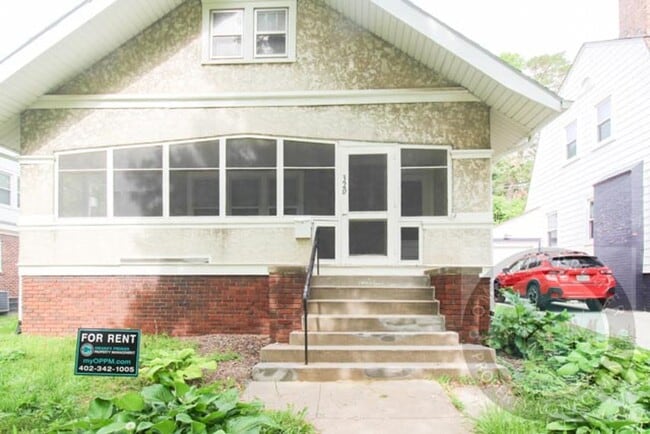 property at 320 N 37th St