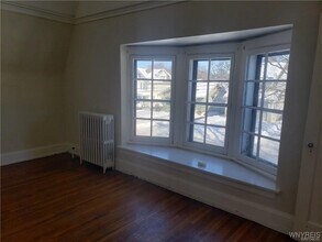 7 Beverly Ave in Lockport, NY - Building Photo - Building Photo